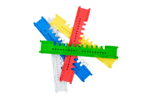 Заградитель нижнего летка пластик